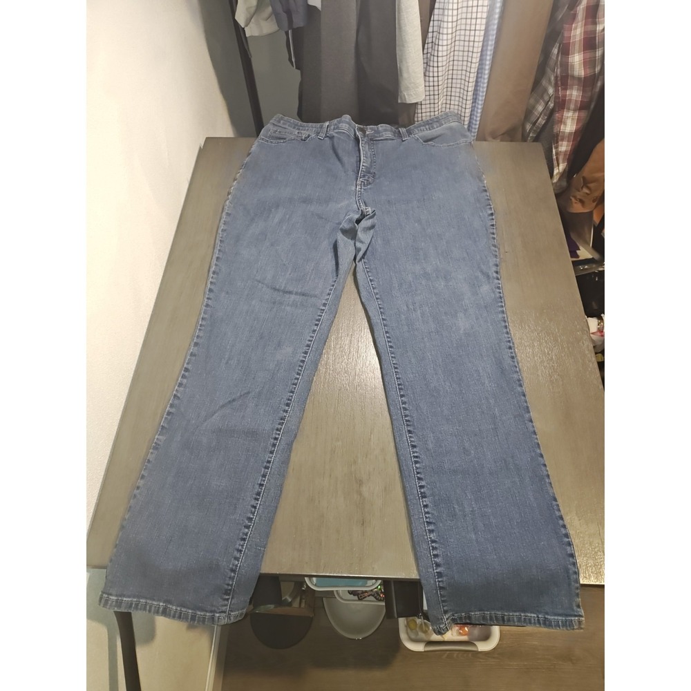 Lee woman light wash jeans comfort stretch size 18w